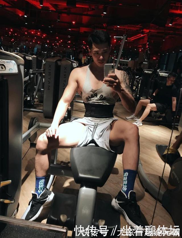 紧身裤|身高187,外型硬朗,酷似混血儿的健身小哥哥,95后气质纹身男!