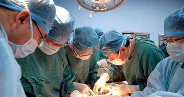 发现|24岁孕妇怀上双胞胎,摔倒流产无奈只能清宫,却发现意外惊喜