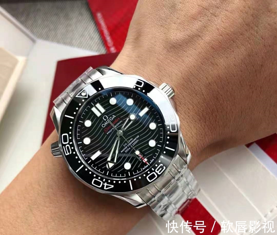 陈心|第一块欧米茄手表买什么？是你你会怎么选