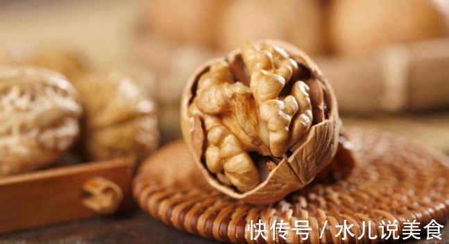 补脑|核桃早晨吃还是晚上吃比较好吃了20多年,今天才算明白