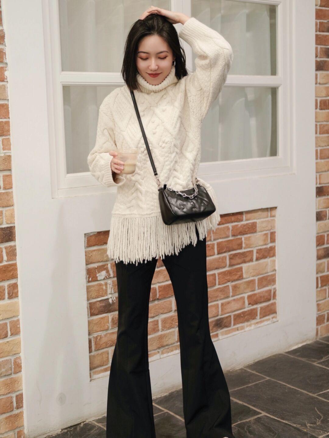 芥末绿|这才是大方得体的冬季搭配,学会4款实用毛衣,照着穿太时尚