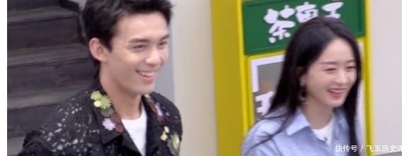 吴磊 赵丽颖离婚后综艺首秀,与何炅大方牵手,状态未受离婚影响