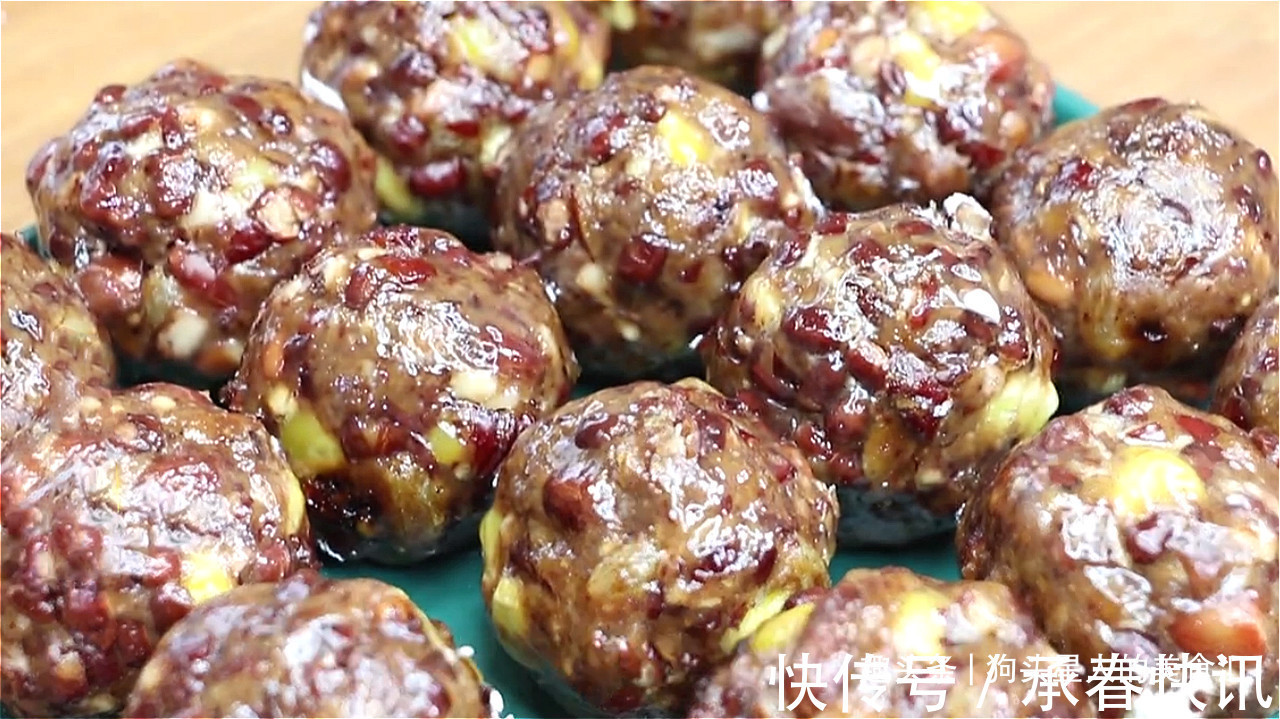 水晶|红豆不要炒豆沙了，教你一道水晶杂粮包，软糯香甜，好吃不胖