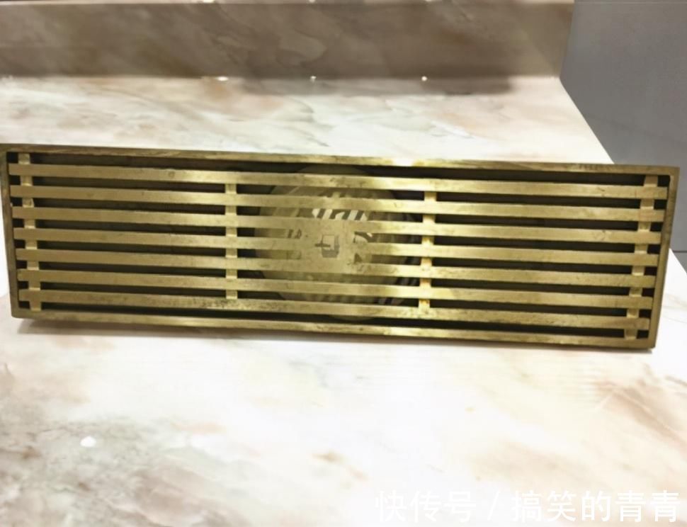 地漏|越来越多人卫生间装这种地漏,比挡水条实用十倍,太聪明了