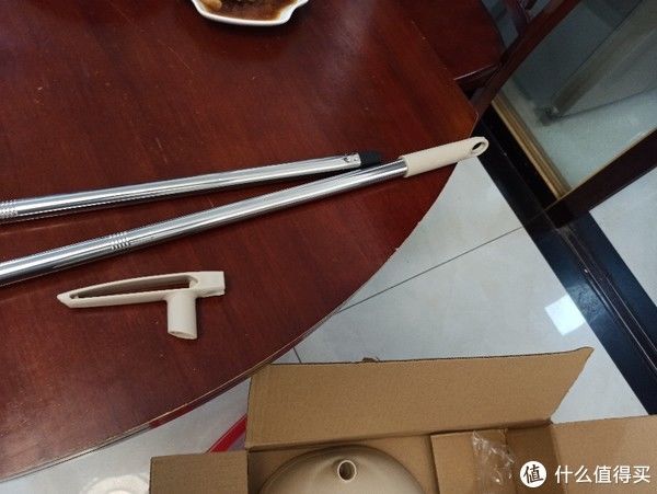 簸箕|日常生活 篇三十九：通过张大妈的链接买的白菜价扫帚簸箕套装开箱。