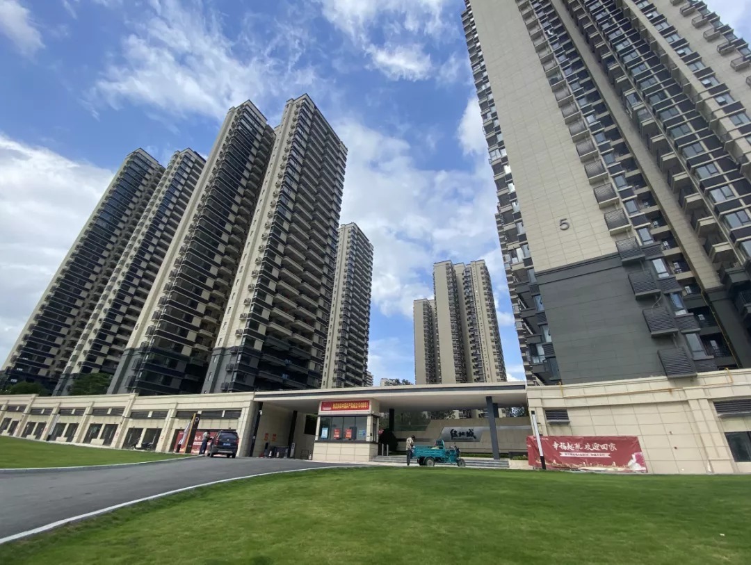 绿地城|180万起买南宁「单价王」，凤岭以北这个城市合院，真假？