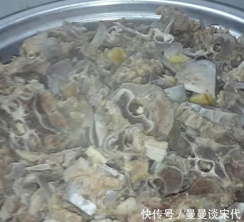 羊蝎子|平平常常的美食,鲜嫩好吃很下饭,不去饭店在家就可以吃到