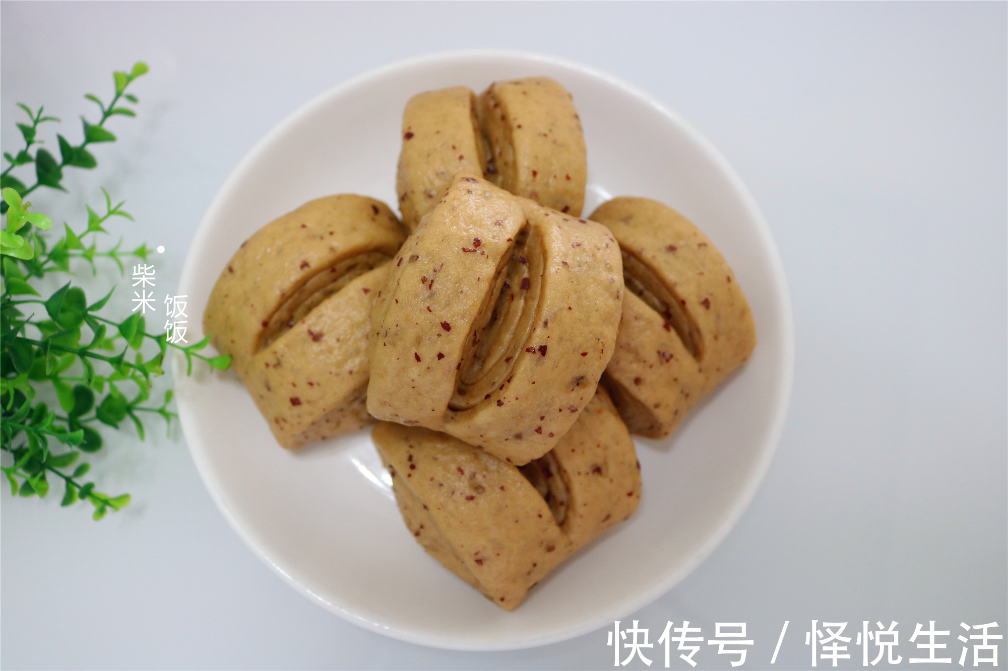 红枣肉|入秋之后,别总吃白馒头了,聪明女人都爱这样吃,蒸一蒸真香