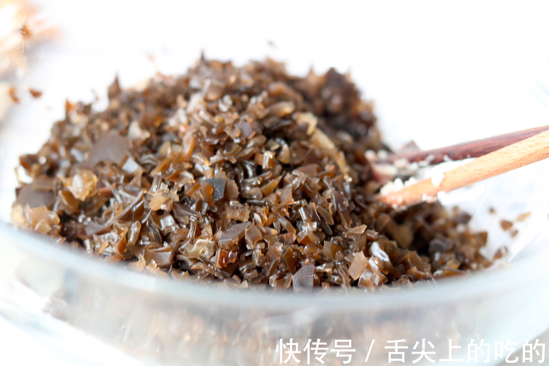 饺子|立秋将至，包饺子别用韭菜了，用此菜，滑嫩鲜美，比韭菜馅好吃