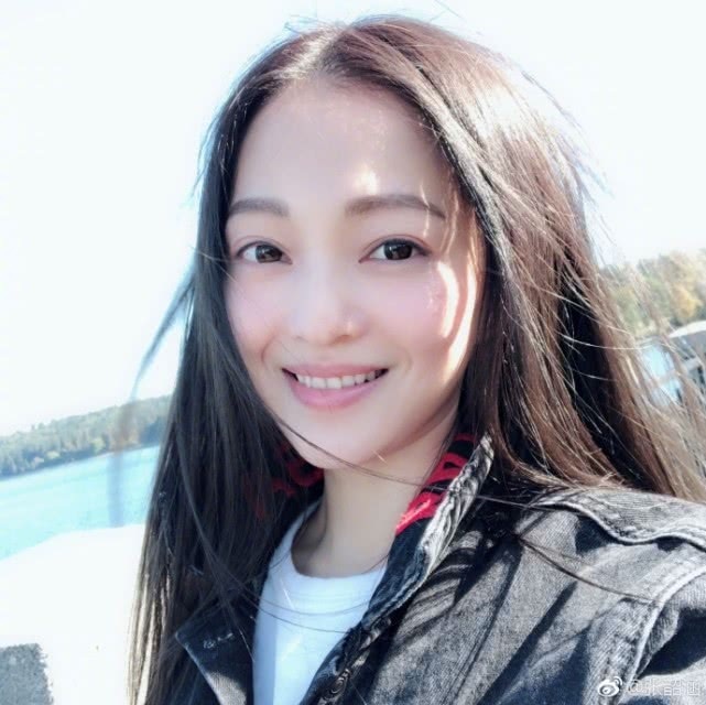 评委 7年前他身为评委骂哭张韶涵,给陶喆吴克群打0分,如今却活成这样