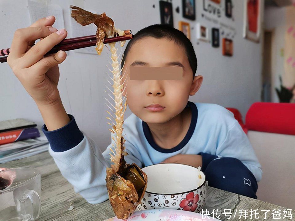 营养均衡|孩子被鱼刺卡喉咙，妈妈错信偏方，医生大怒：你差点害了孩子