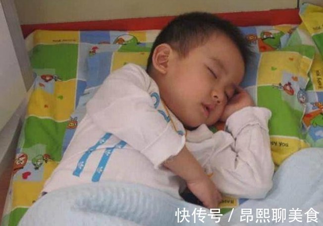 习惯|有午睡习惯的孩子,和总不午睡的孩子有啥区别?家长要重视起来