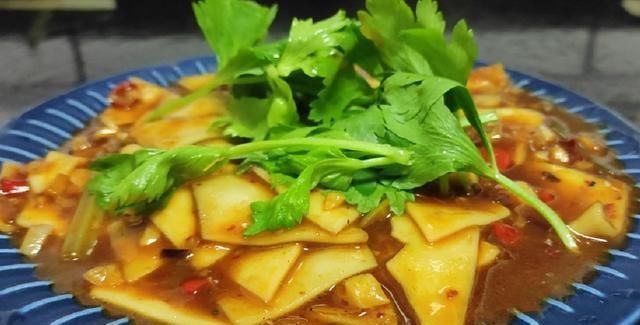 酸辣|宽粉还可以这样做好吃到怀疑人生会上瘾的——酸辣炒宽粉