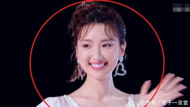 毛晓彤 《创4》助演嘉宾亮相,毛晓彤不像33岁,鞠婧祎画风跟其他人不同