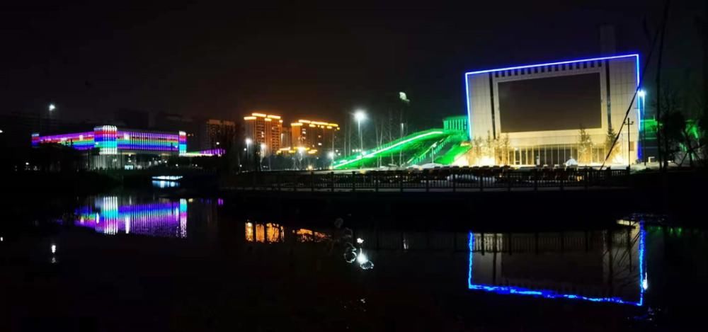 夜幕下的涡阳，你没见过的视角!已无法用震撼来形容...美炸了！