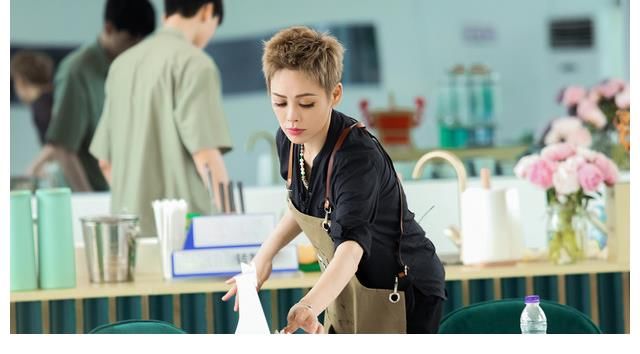 霸道|黄晓明终究是被磨平了棱角，再也不霸道了