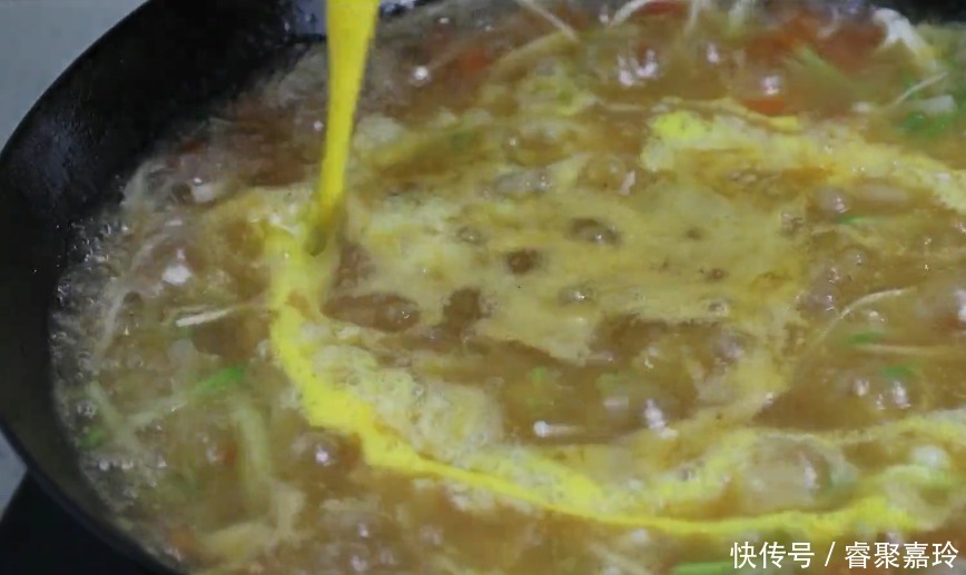 分享一道营养美味的汤菜，我家经常做来吃，老人小孩都爱喝