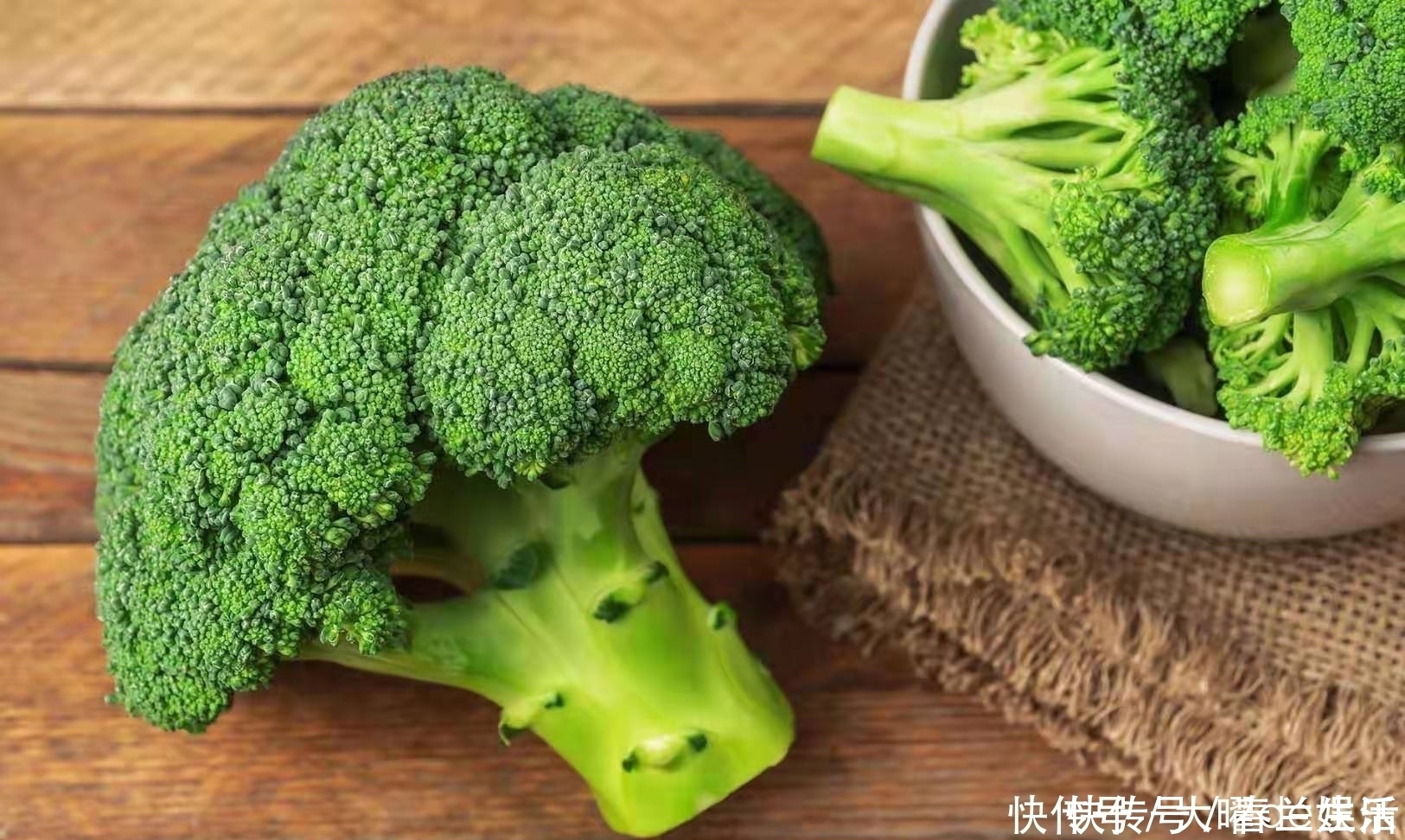 外因性|我妈皱纹很多,未来我也会长很多?关于皱纹问题的7个解答