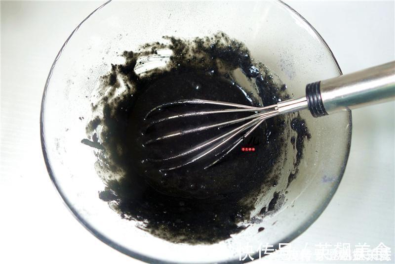 黑米|黑米最好吃的做法,比蛋糕简单,比馒头营养,松软可口孩子抢着吃