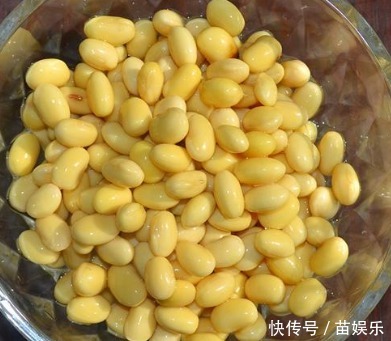 在家做豆浆，黄豆别只会用水泡！还需这一步，豆浆做好香浓不出渣