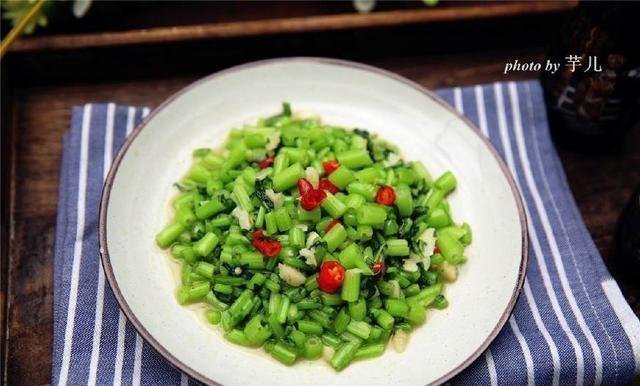 补脑|这快手菜，清新爽口，上桌秒光，常吃补脑记忆好，多给肠胃洗洗澡