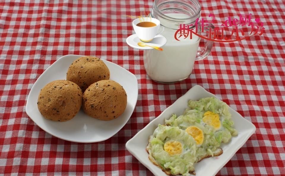  去皮后切成|妈妈晒给儿子做的7天早餐，每天换着花样吃，网友：外面买不到