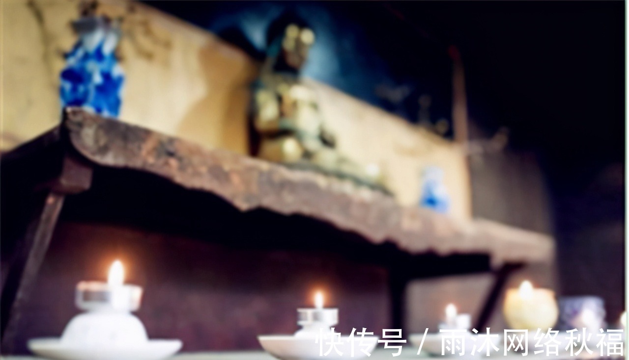 他的一生|鸠摩罗什：7岁随母出家游历，2次被迫圆房，圆寂后化为舍利子