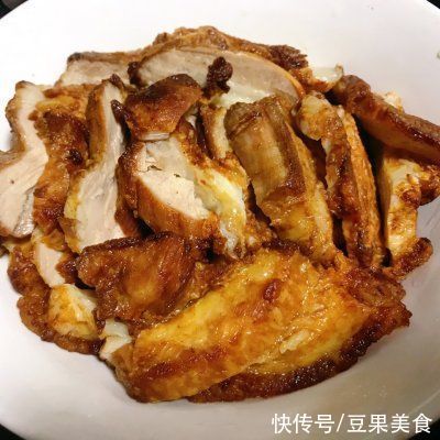 学会这道梅菜扣肉，让冬日美味加倍