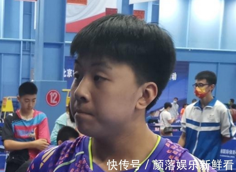 林翰铭|邓亚萍晒全家福!51岁老公罕见出镜,15岁大儿子已成马龙亲师弟