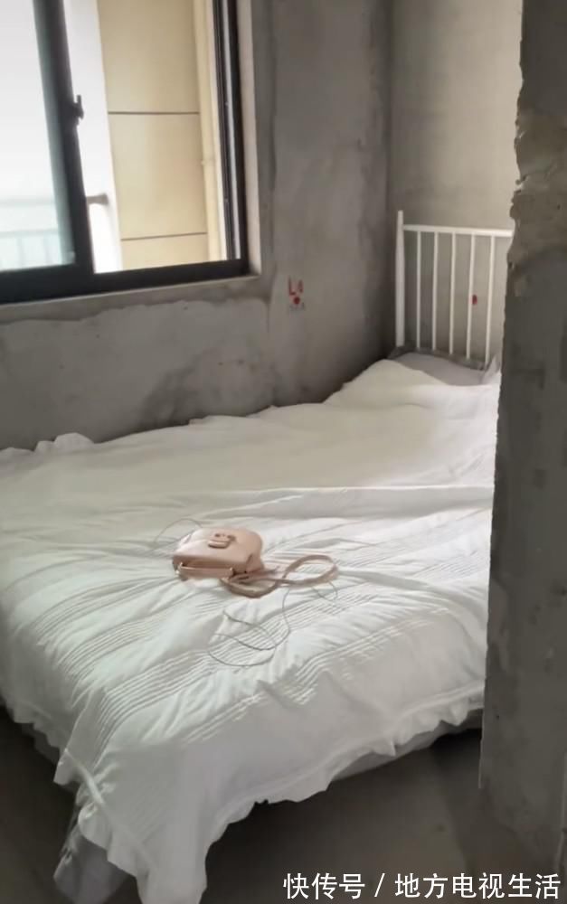 头条|90后女孩回应买房入住毛坯房：觉得再租房不划算 视频都是自己拍摄