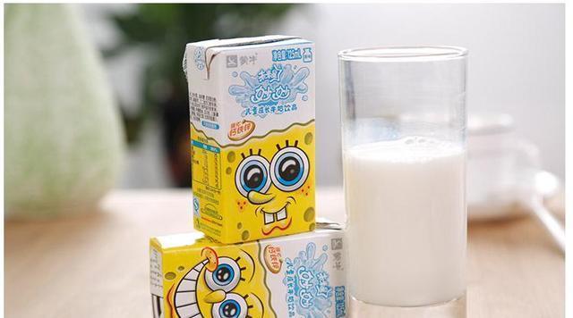 积食|12女孩连续6年睡前喝奶,一年身高仅长1.5cm,医生:无知