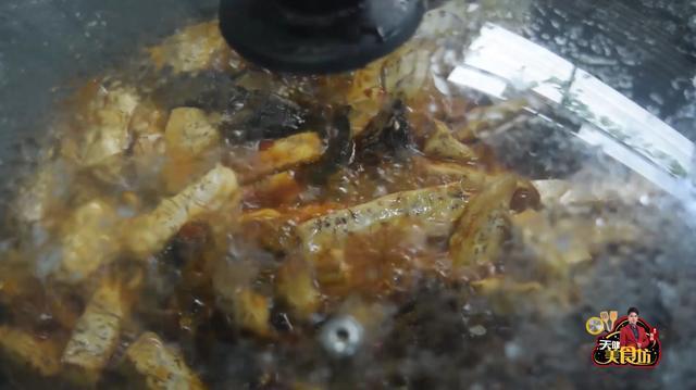 香芋焖黄鳝最好吃的做法,简单美味又下饭,看看你喜欢吃不