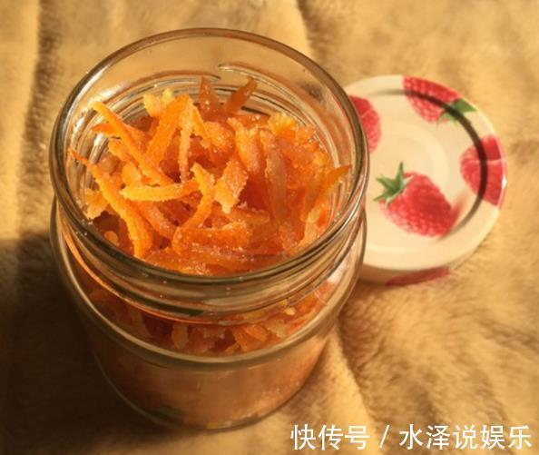 发酵|橘子皮还能用来养花，吃剩的橘子皮这么处理，植物疯长立刻爆