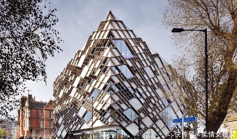 英格兰谢菲尔德大学钻石大厦,花费8100万英镑建设!