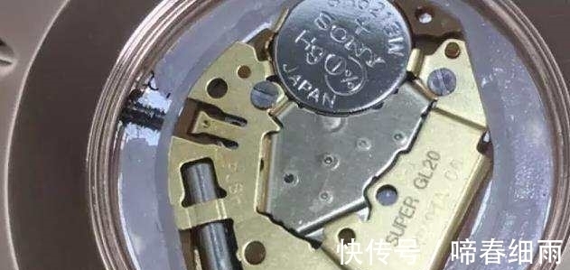 代工厂 1000多块的DW手表真的值这个价?咸鱼揭秘DW手表内幕!