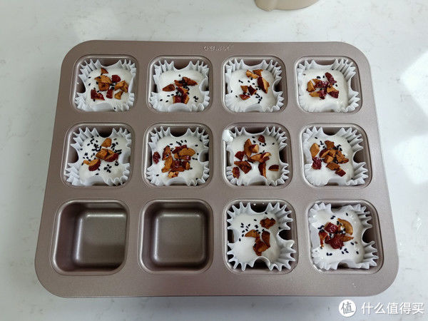 原来米糕这么简单！1杯牛奶2杯米，一拌一蒸就搞定，好吃到停不下