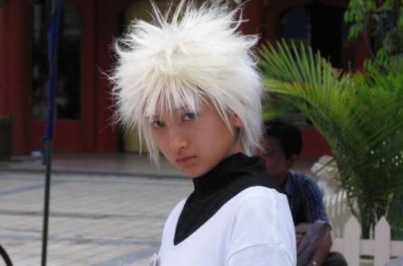 白头发|如何让白头发晚些来?除了遗传,做好这几点,拥有乌黑亮丽长发