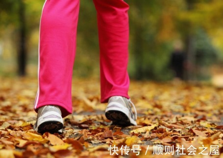 高血压|45岁男子按时吃“降压药”，血管破裂丧命，医生叹息：只因为吃了这1物