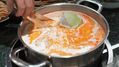 最佳|海鲜是泰式火锅的最佳伴侣,配上冬阴锅味道更鲜,默契度100%