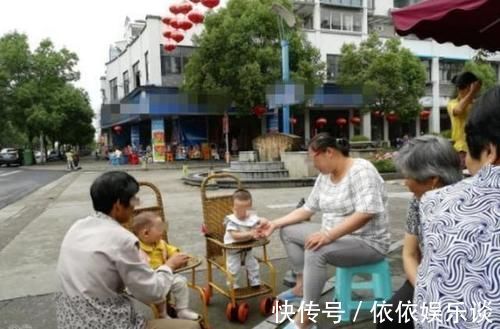 刘大姐|44岁妈妈遛娃碰到44岁奶奶,虽年龄相当,差距却一目了然