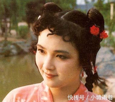 宝玉！宝钗嫉妒宝琴，私底下做了一件事展开报复，神不知鬼不觉！