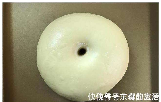 烤箱|面包这做法火了,不用烤箱,不加一滴水,柔软香甜超好吃