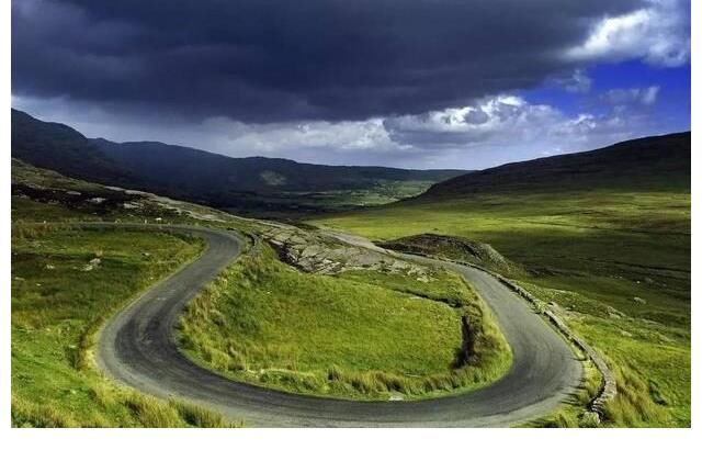 無需美貌，卻讓人一見傾心的“奇葩辯手”傅首爾，為何熱度不減？