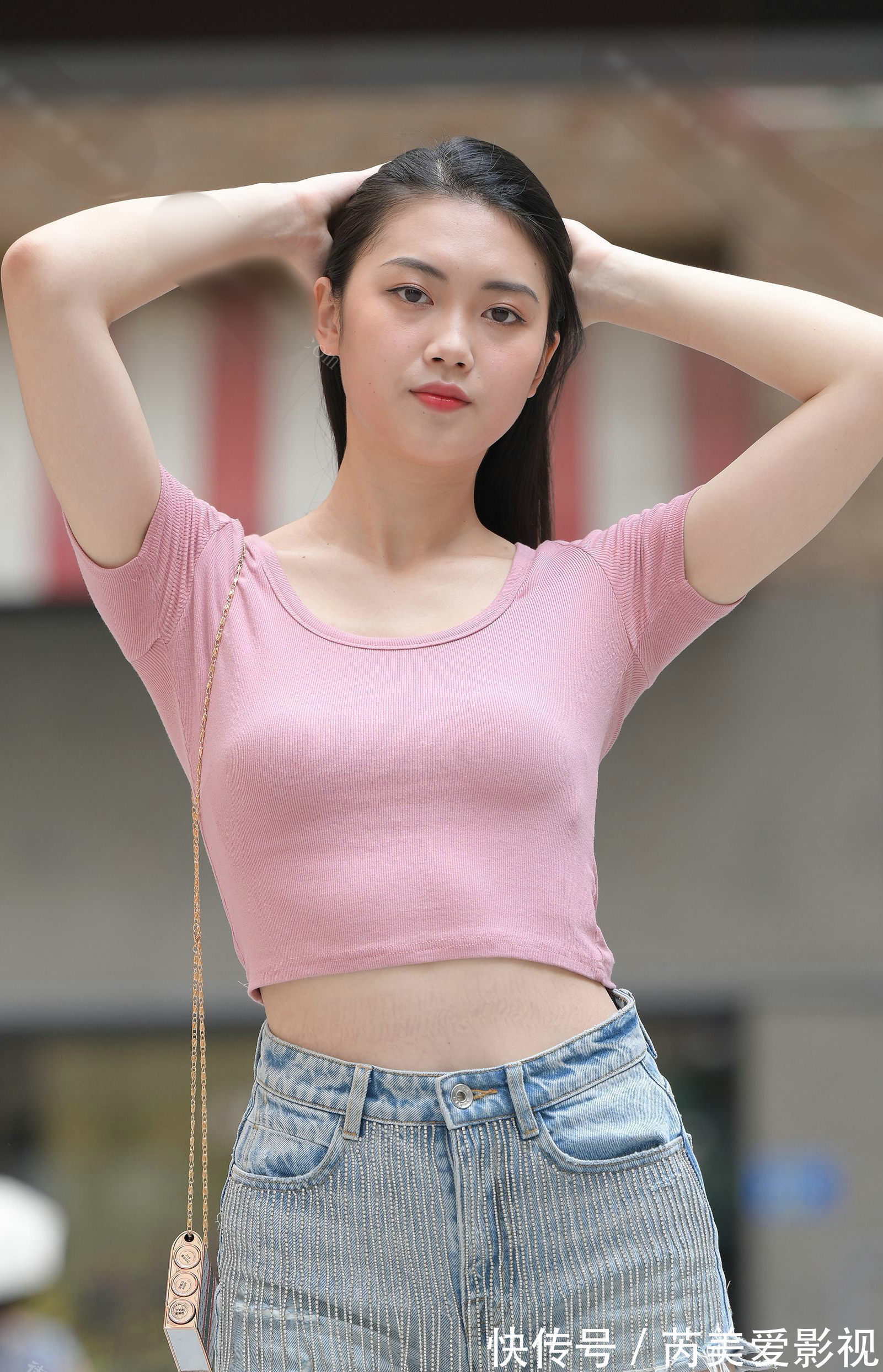 高跟鞋 职业装不管是休闲穿,还是职场穿,都能展现出时尚优雅的一面