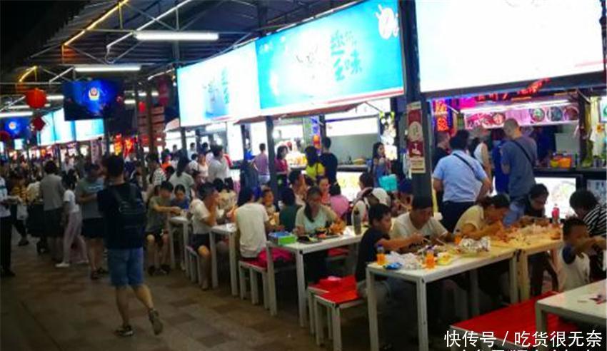 烧烤|外国游客来中国,直呼:这里太安全了!半夜十二点还能出去吃烧烤