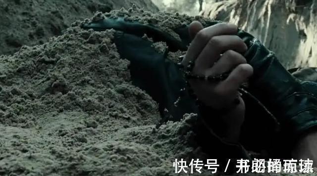 卡廷惨案|面对地上的魅惑菇!谁会抢先一步吃掉?趣味测试!