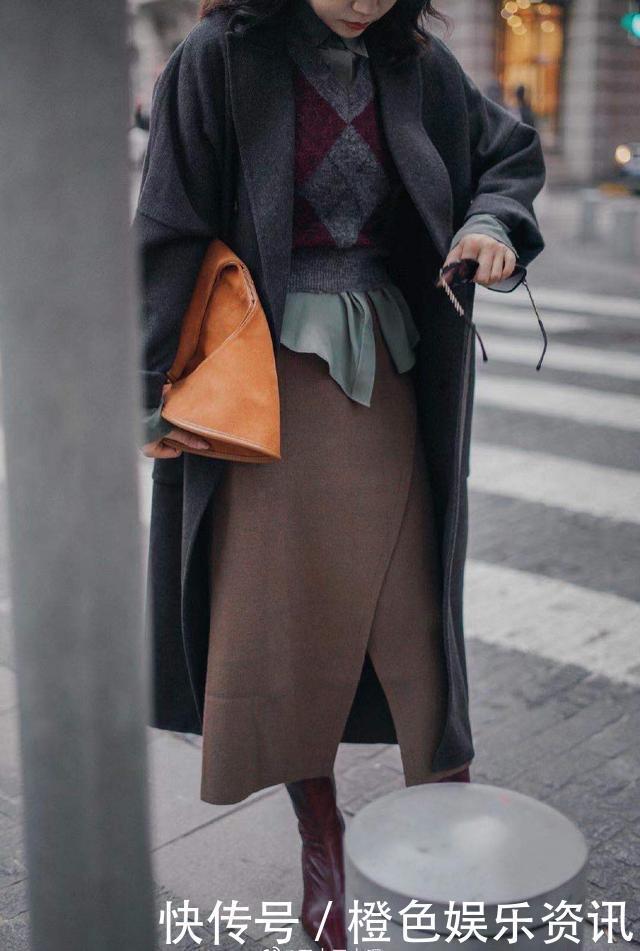 在冬季穿搭中，学会运用了这三种配色原则，相信你的衣品不会差