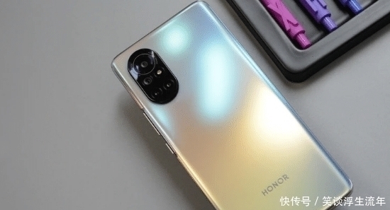 手机|荣耀性价比最低的手机，同样的5G处理器，隔壁只卖1499