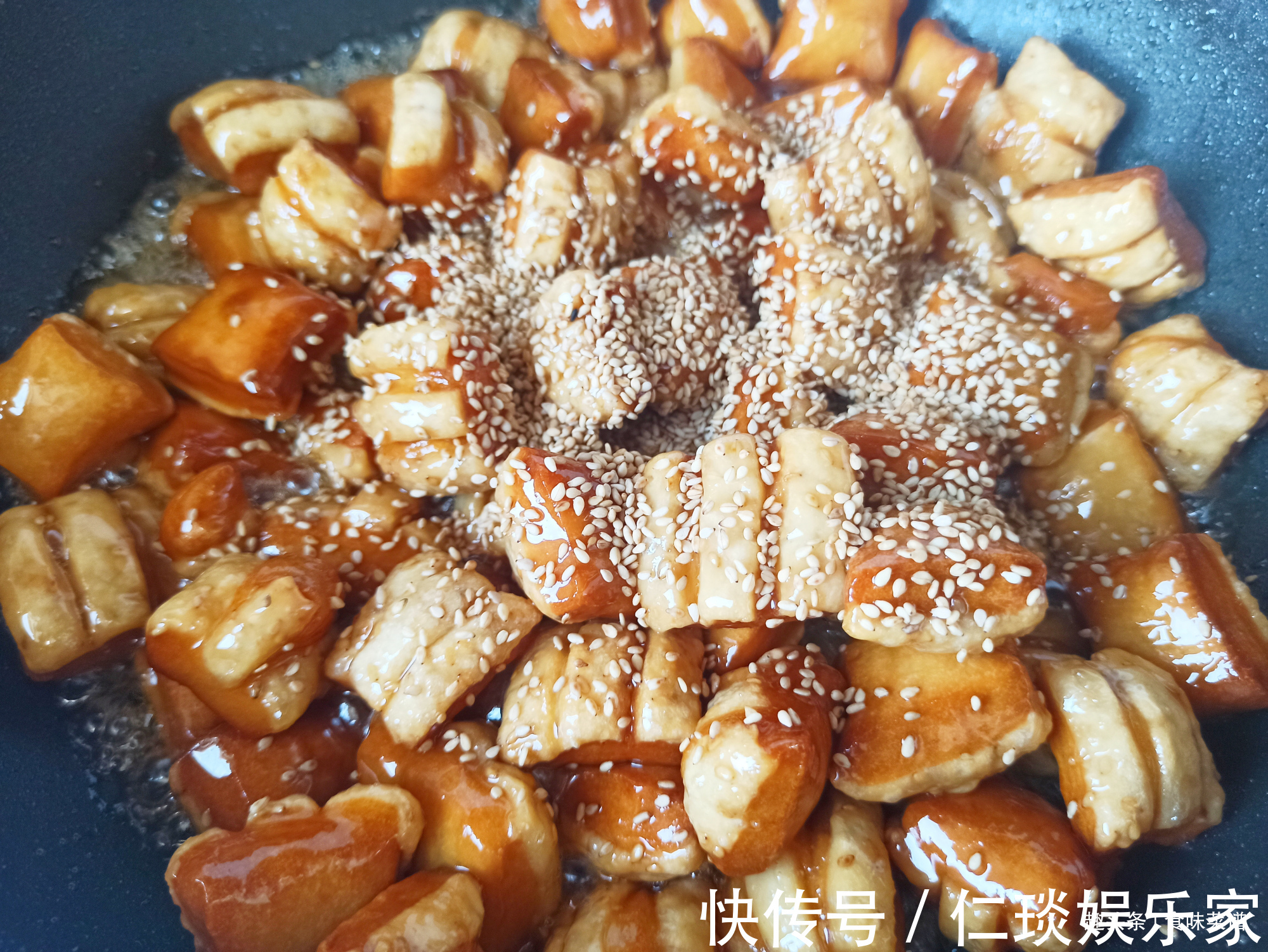 15年前最火的零食,小时最爱,不夸张地说我的蛀牙,全拜它所赐