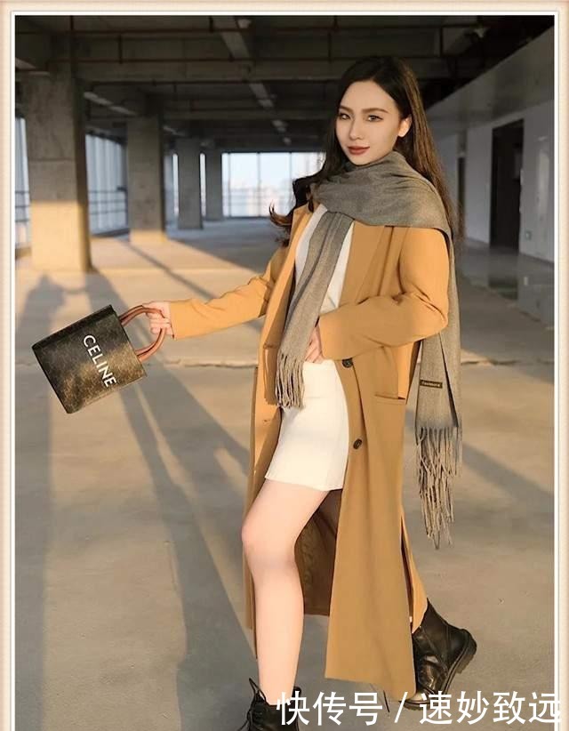 羽绒服+裙子,大衣+裙子,秋冬怎么搭更好看